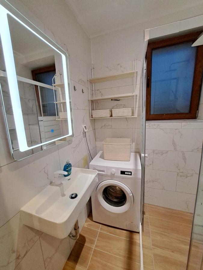 Meressa Nina&Leo Studio Apartments Новиград Екстериор снимка